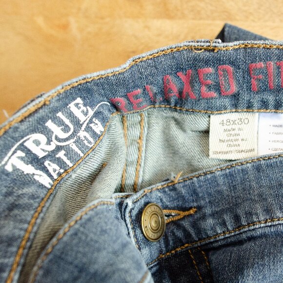 True Nation Relaxed Tapered Fit Jeans Dark Wash 48x30 - Picture 1 of 2